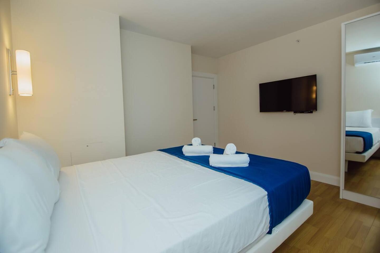 Luxury Orbi City Sea View Aparthotel Batumi Luaran gambar