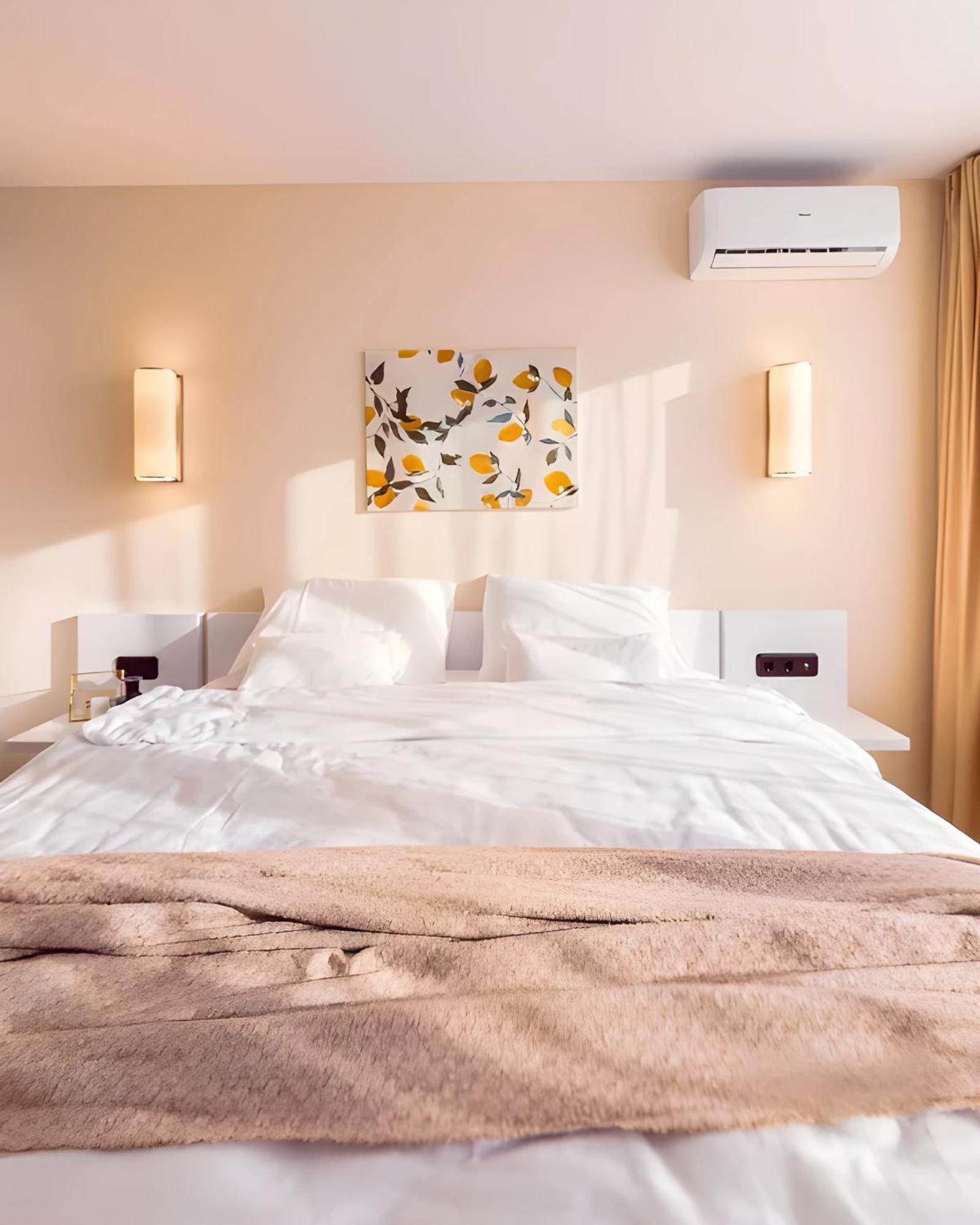 Luxury Orbi City Sea View Aparthotel Batumi Luaran gambar